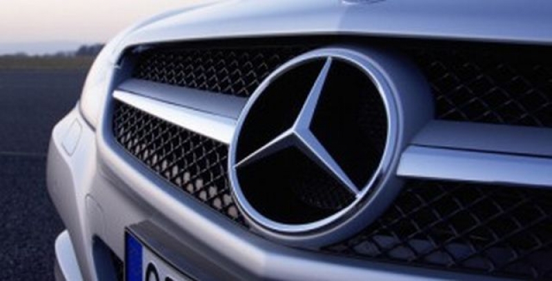 Обраха два мерцедеса в Кючук Париж