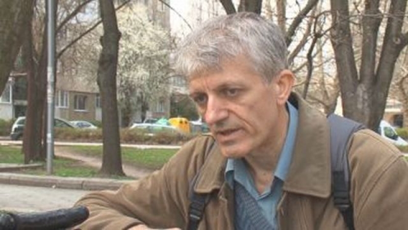 Онкоболен мъж има нужда от помощ, за да не остане инвалид