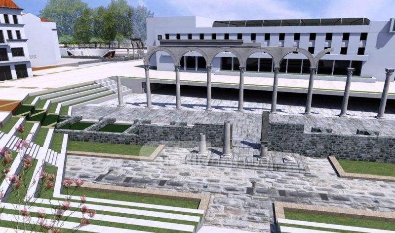 Издигат римски колони в центъра на Пловдив СНИМКИ