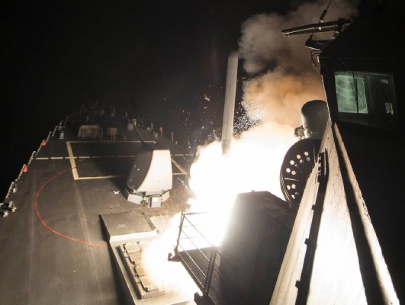 Тръмп отвръща на удара: САЩ с ракетна атака срещу Сирия
