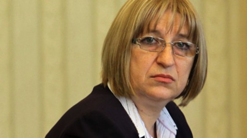 Майката на нацията става правосъден министър, Явор Нотев оглавява парламента