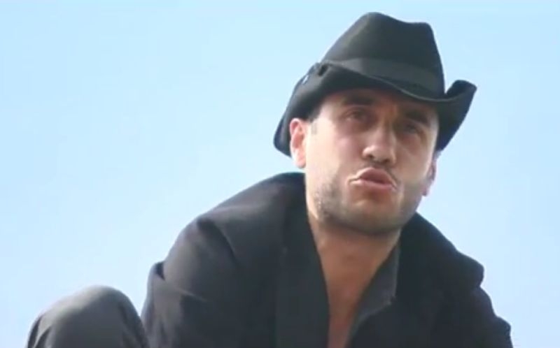 Млад юрист стана коминочистач, търси си баба под наем ВИДЕО