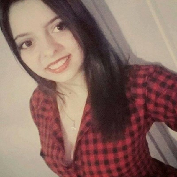 Абитуриентка има нужда от помощ, за да пребори рака