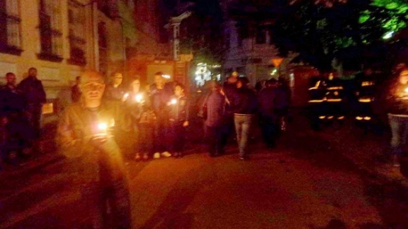 Ще опазим ли свещичките запалени до дома си? Идва дъжд! На Великден ни чакат бури