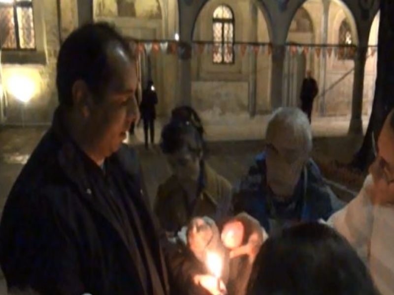 Благодатният огън пристигна в Пловдив ВИДЕО