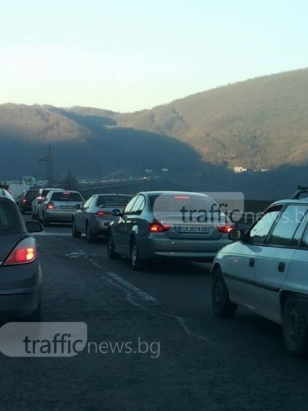 Започва “Голямото завръщане“, спират тежките камиони по пътищата