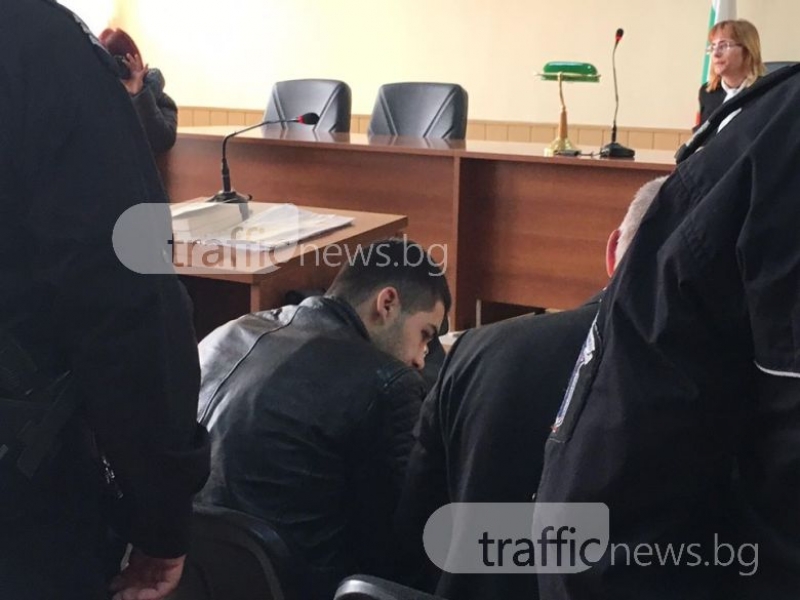 Абитуриентът, прегазил пешеходка в Пловдив, се страхувал баща му да не разбере  СНИМКИ