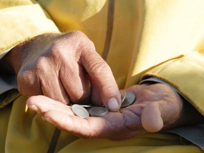 Една четвърт от българите живеят без ток, вода, канализация и баня в жилището