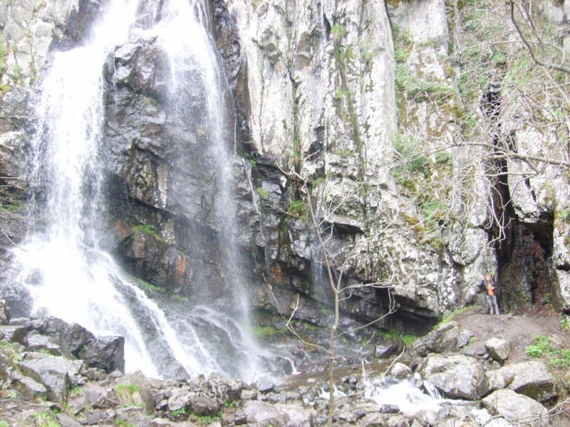 Китайски турист падна в Боянския водопад