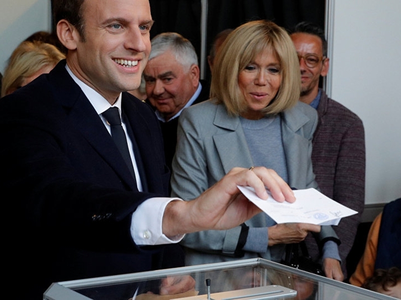 Макрон води пред Льо Пен на изборите във Франция, борбата е оспорвана