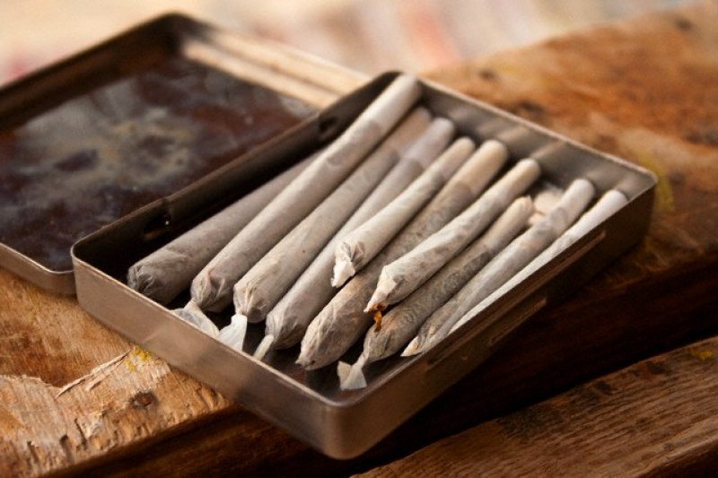 Спипаха двама пловдивчани с наркотици