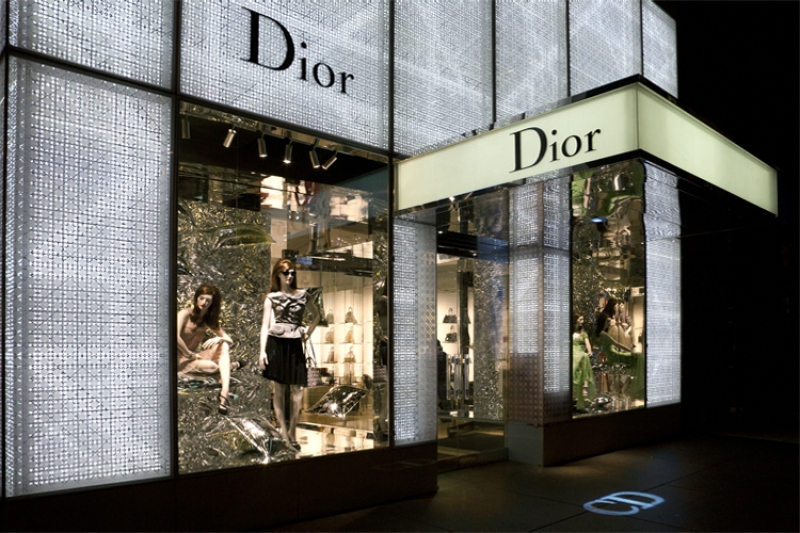 Купуват модната къща Christian Dior за €6,5 милиарда