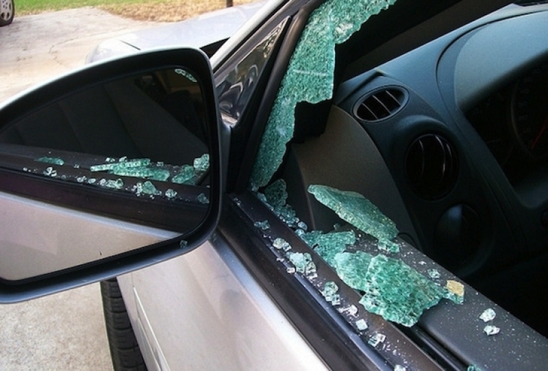 Автоджамбазите в Пловдив с дейна нощ - обраха четири коли