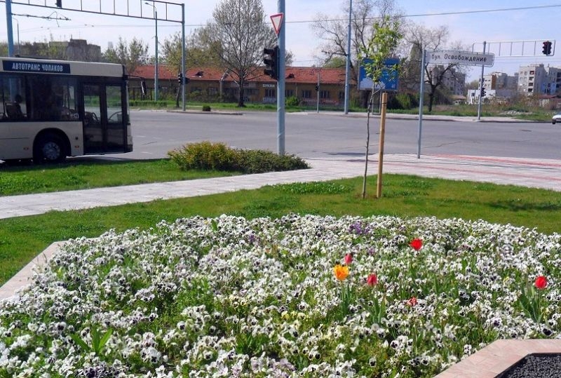 Без светофар до кметството в Тракия, подменят уредбата