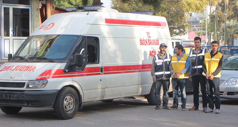 Пиян българин блъсна турски полицай и таксиджия