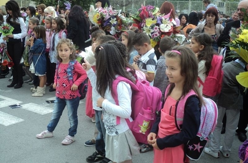 3500 първокласници атакуват пловдивските училища