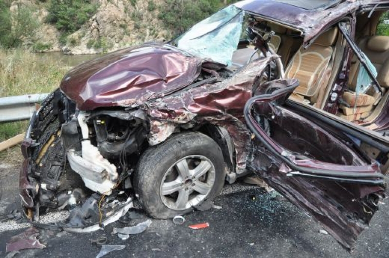 Двама българи загинаха при катастрофа в Сърбия, пловдивчанин е в тежко състояние