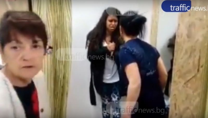 Луд скандал в магазин! Продавачка хвана 17-годишна девойка да краде дрехи ВИДЕО