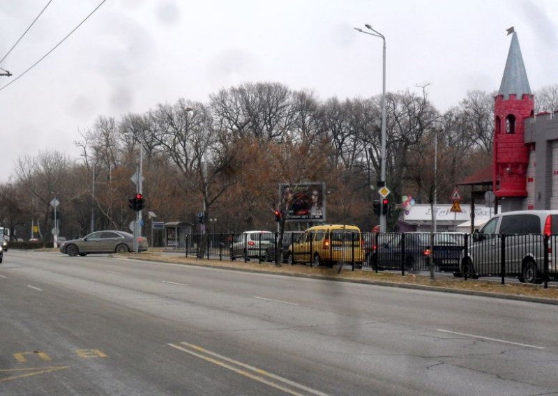 Нови светофари променят движението на булевард 