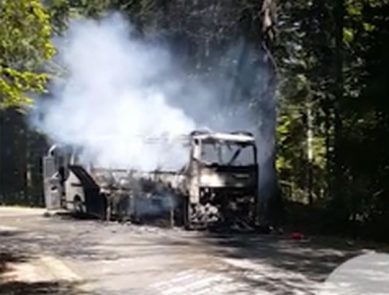 ВИДЕО от горящия автобус, превозващ състезатели по аеробика от Пловдив