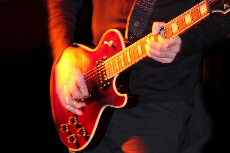 Над 16 банди забиват рок парчета под тепетата