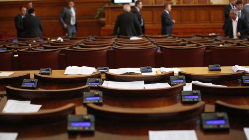 3 часа и 31 минути работиха тази седмица новоизбраните депутати