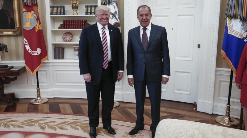 Тръмп разкрил секретна информация за Ислямска държава с Лавров