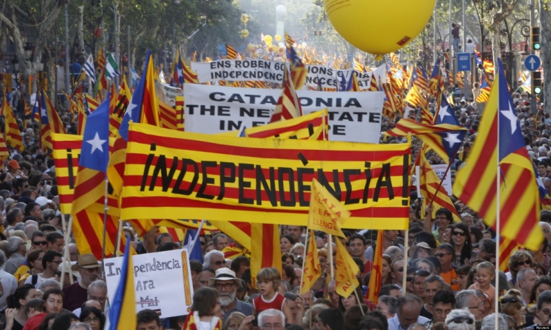 Каталуния заплаши да обяви независимост, ако Мадрид спре референдума