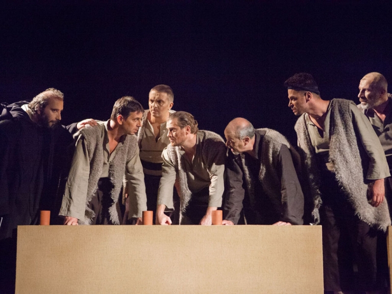 Признание! Спектакълът “Вълци“ на Пловдивската драма с 3 Аскеера