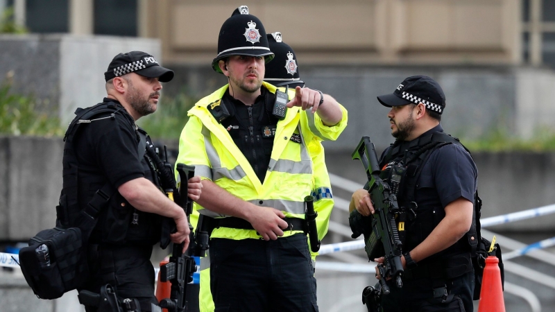 Арестите в Манчестър продължават, задържаха 15-ти заподозрян