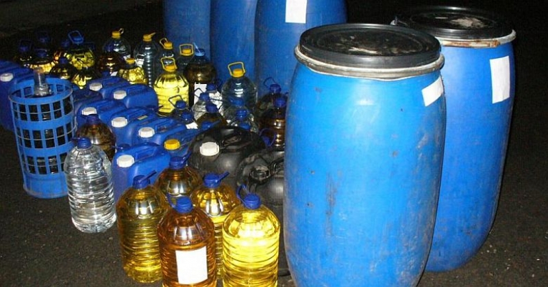 Митничари откриха половин тон нелегален алкохол