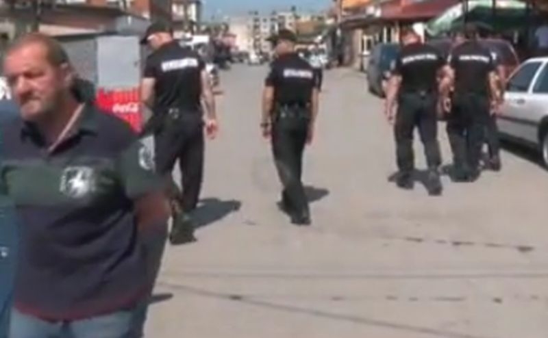 Жандармерия щурмува ромската махала в Хасково