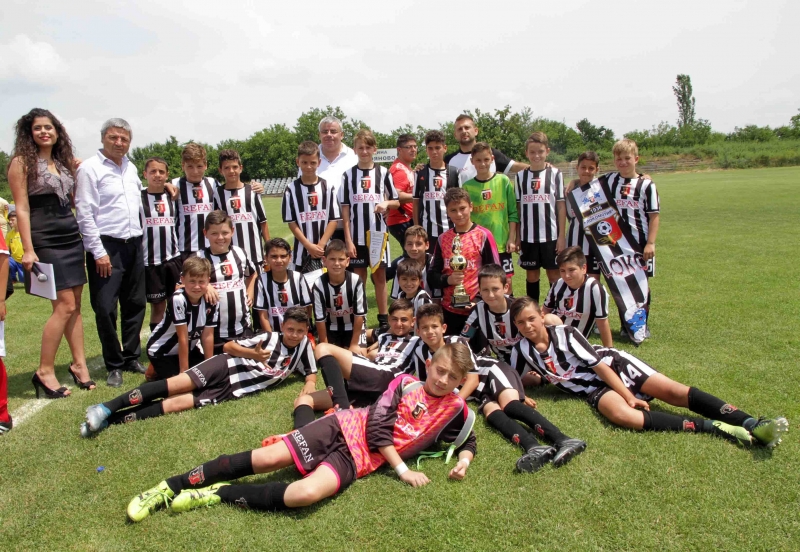 Децата на Локо спечелиха футболния турнир в Калояново СНИМКИ