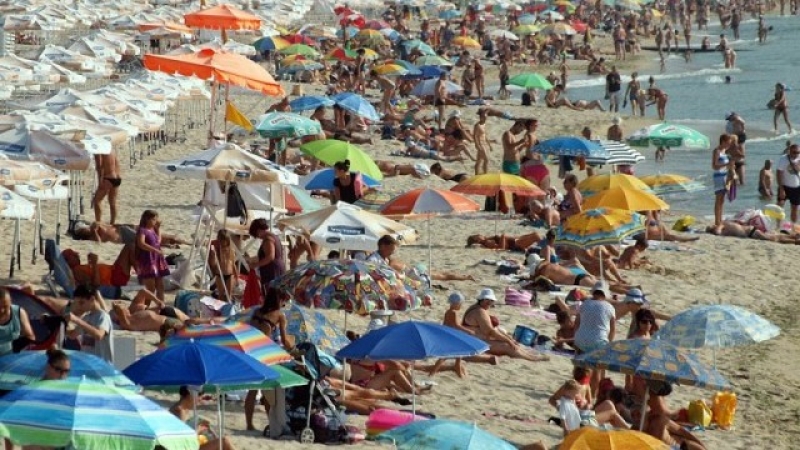 Британски лекари заклеймиха почивката на плажа