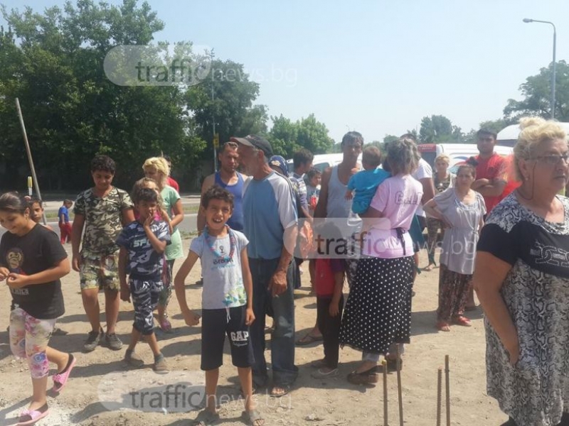 Бутат незаконните къщи на разбунтувалите се роми в Пловдив, правят пряка връзка до моста на Адата ВИДЕО