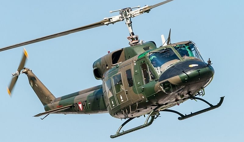 Наш военен хеликоптер падна в Черно море, човек е с опасност за живота