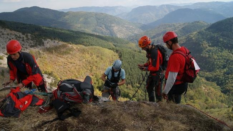 Момиче пострада край Рилските езера, спасители й помогнаха