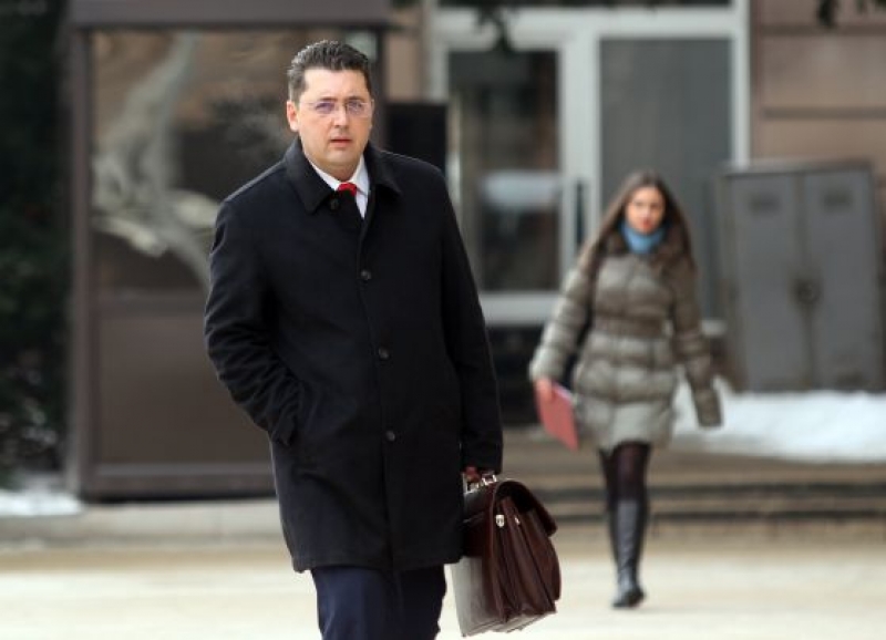 Борисов поиска отстраняване на Пламен Узунов още в понеделник