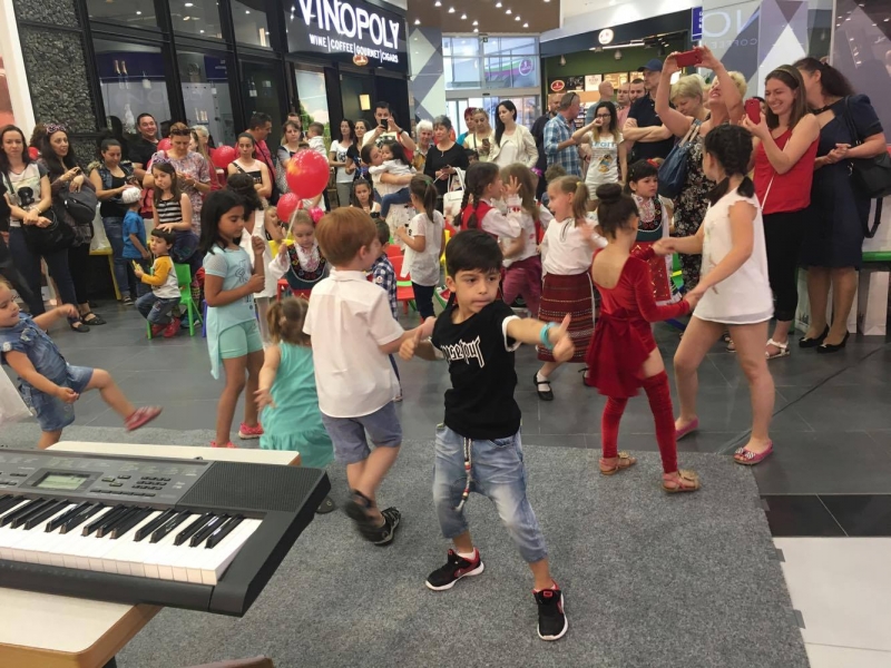 Малки звезди в Пловдив превърнаха детски празник в риалити за талант
