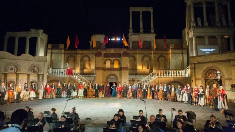 Балетът “Ромео и Жулиета“ събира стотици пловдивчани на Античния театър тази вечер