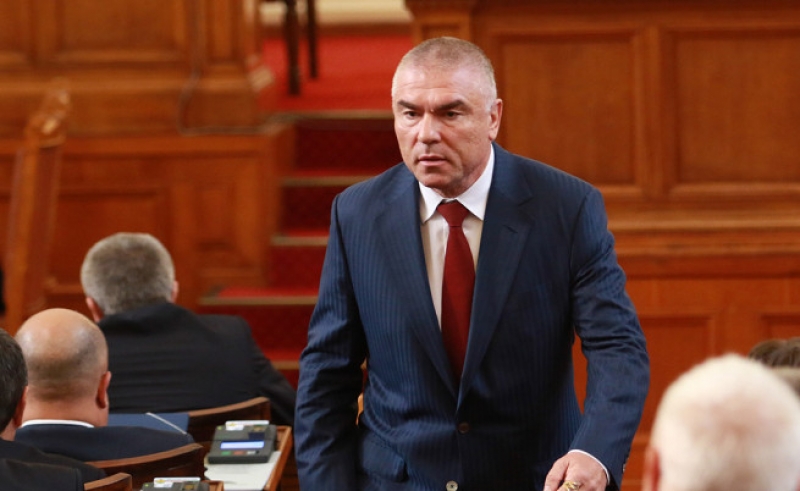 Цацаров поиска имунитета на Веселин Марешки и още двама депутати