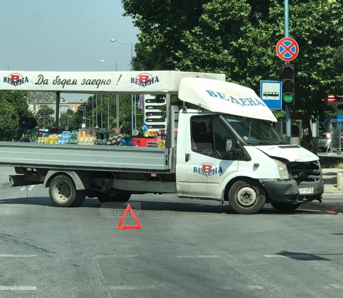 Втора катастрофа в горещия Пловдив СНИМКИ