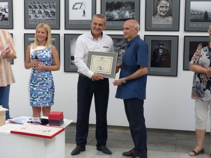 Фотограф получи почетната диплома на Община Пловдив