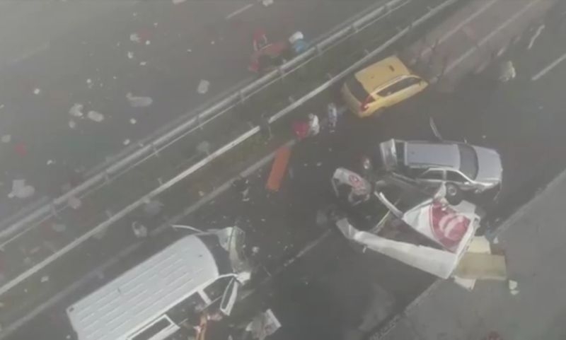 40 автомобила са се ударили на Тракия, 31 души са ранени ВИДЕО