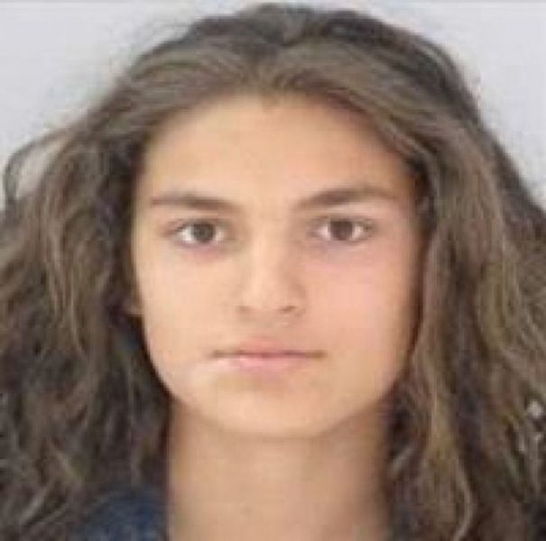 15-годишната Мирела изчезна! Виждали ли сте я?