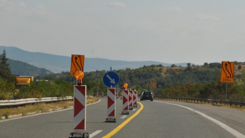 Забраниха тировете на Тракия в петък вечерта
