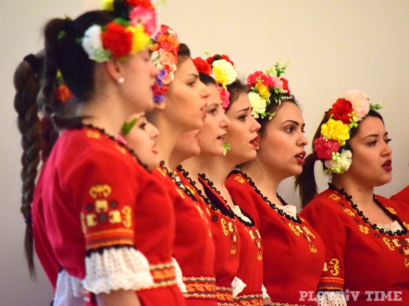 Любители на българския фолклор от 4 континента пристигат в Пловдив