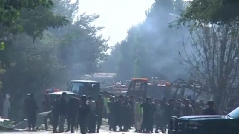 Кола бомба уби най-малко 24 души в Кабул