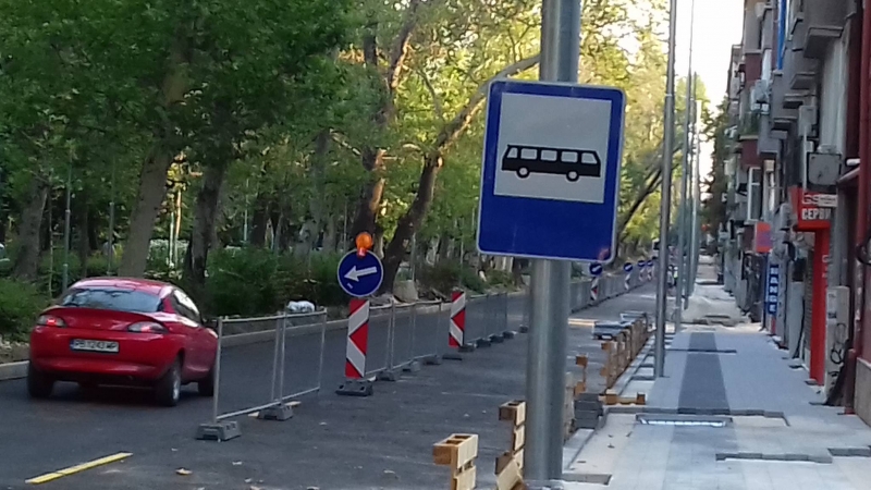 Отвориха частично източното платно на 