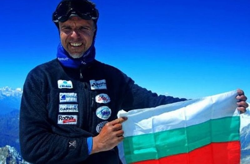 Алпинистът Боян Петров изкачи своя девети осемхилядник